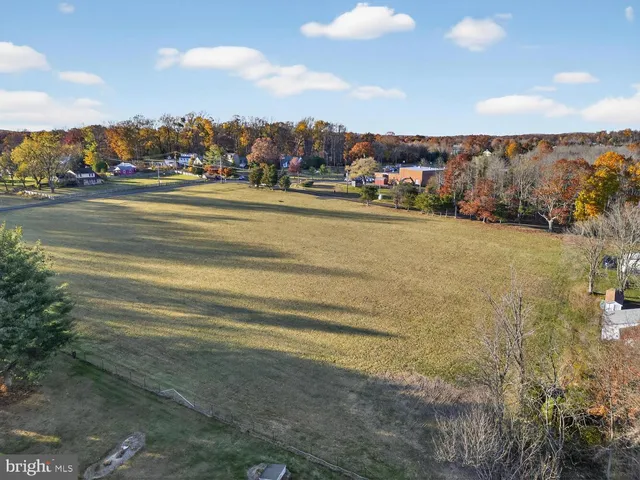 a view of an ocean and city