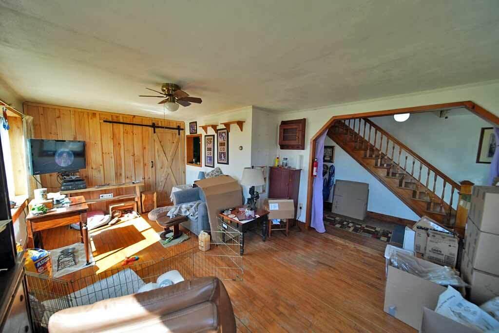 474 Ingraham Road Littleton, ME 04730 - Photo 22 of 81 living-room-aroostook-count