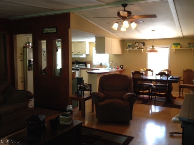 844 Wainwright Road New Philadelphia, OH 44663 - Photo 10 of 14 Gallery Image 10