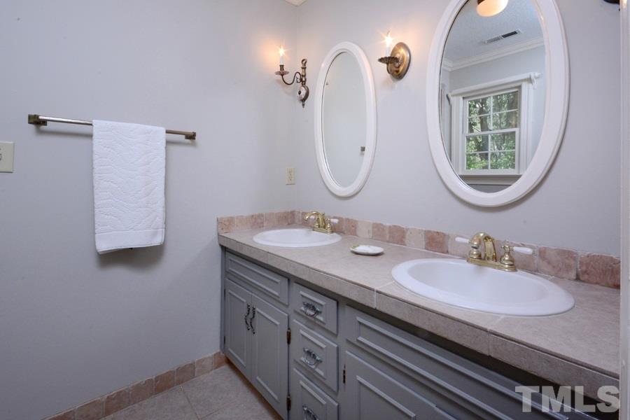 10204 Whitestone Road Raleigh, NC 27615 - Photo 19 of 30