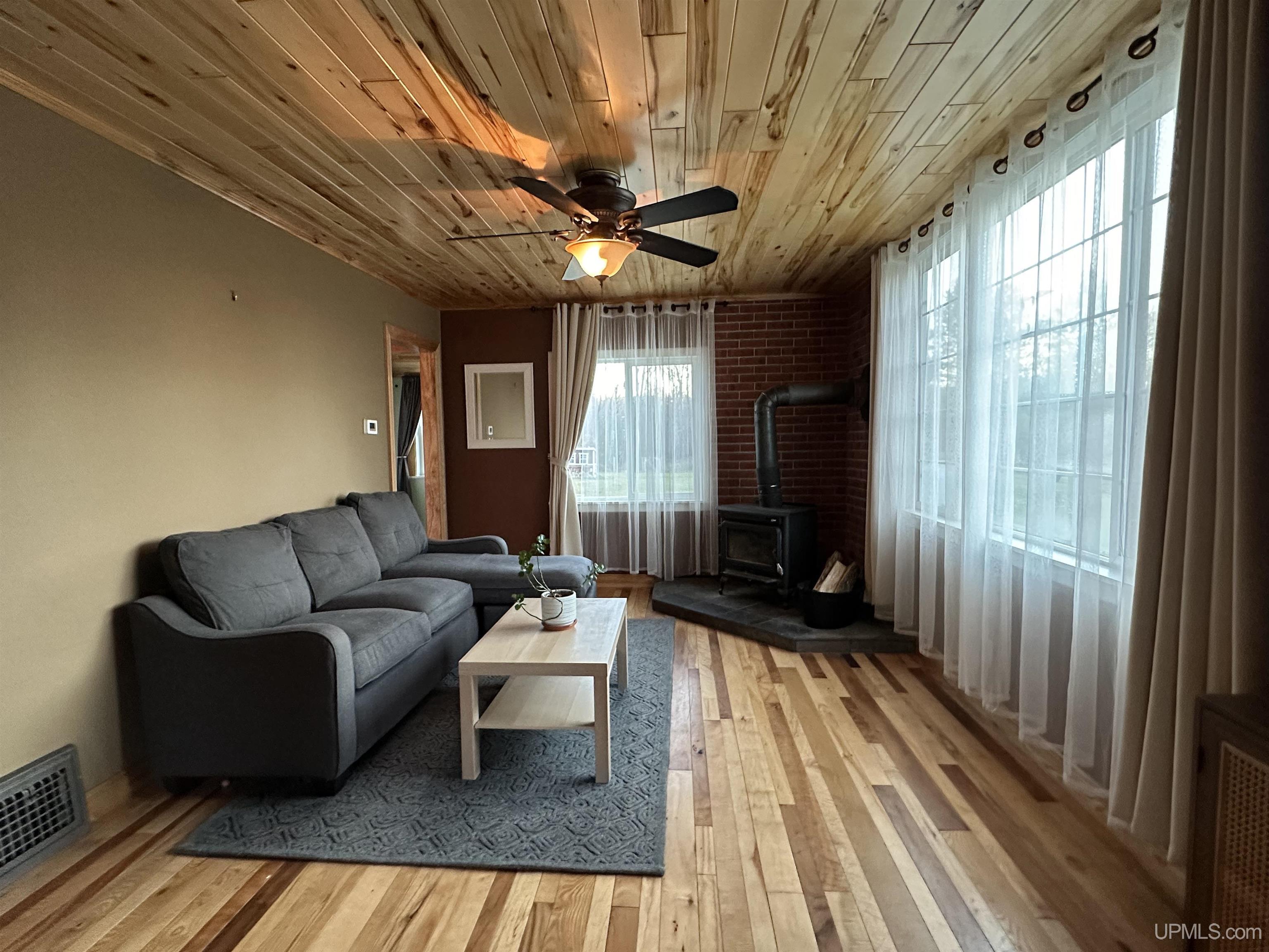 5281 Sunset Road Ironwood, MI 49938 - Photo 2 of 51