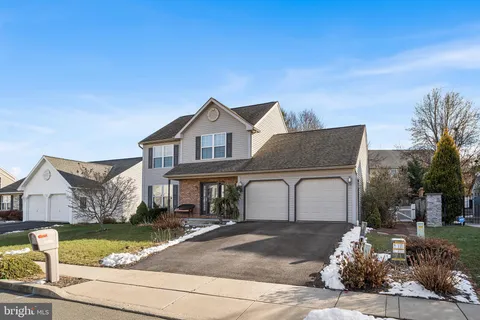 $3,000 | 1009 Leanne Street, Reading, PA 19605