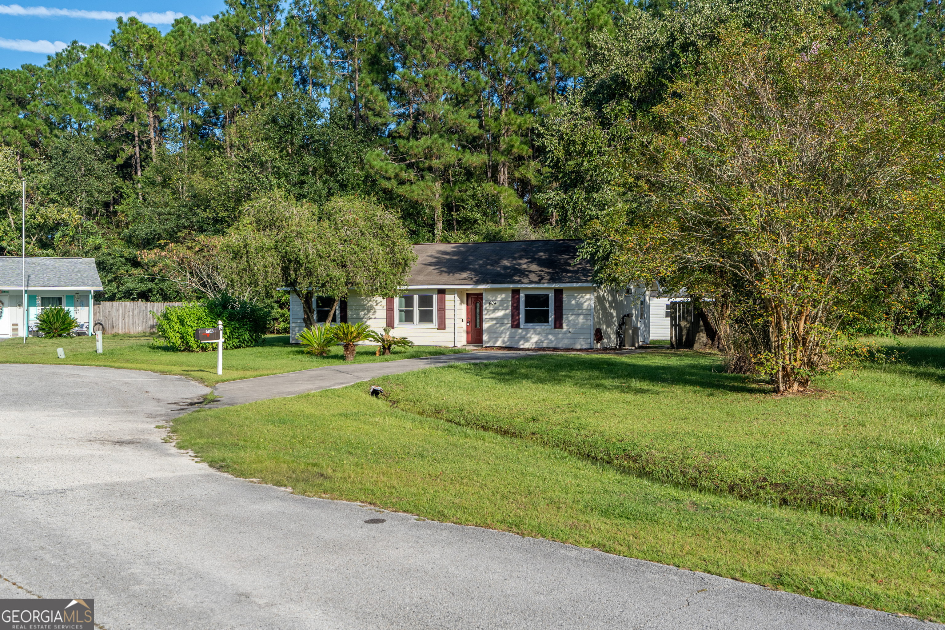 404 Potomac Court St. Marys, GA 31558 - Photo 2 of 29