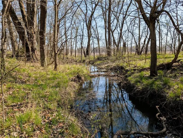 $390,000 | U Highway, Hamilton, MO 64644