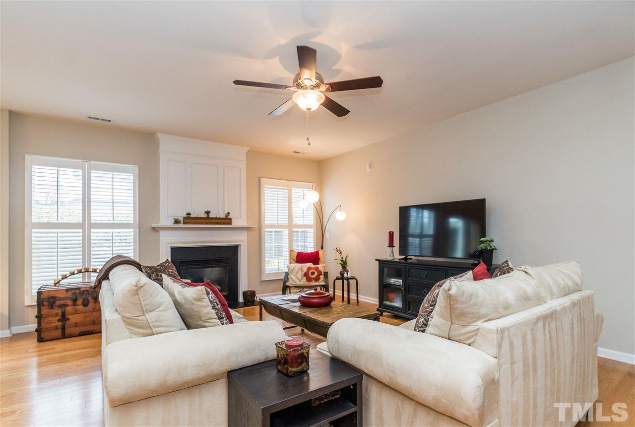 7806 Jeffrey Alan Court Raleigh, NC 27613 - Photo 4 of 23