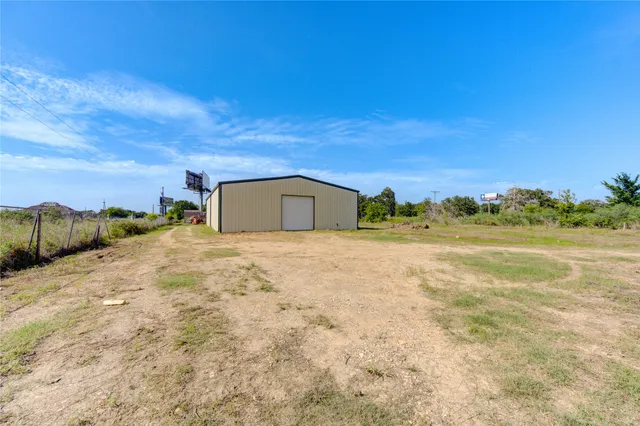 $480,000 | 53985 Highway 290 East, Hempstead, TX 77445