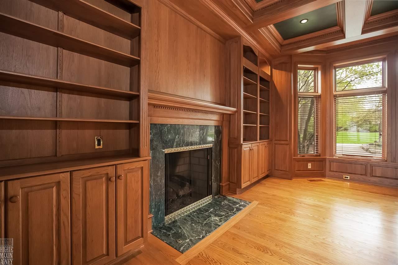 914 Lake Shore Road Grosse Pointe, MI 48236 - Photo 23 of 83 31290716-22.JPG