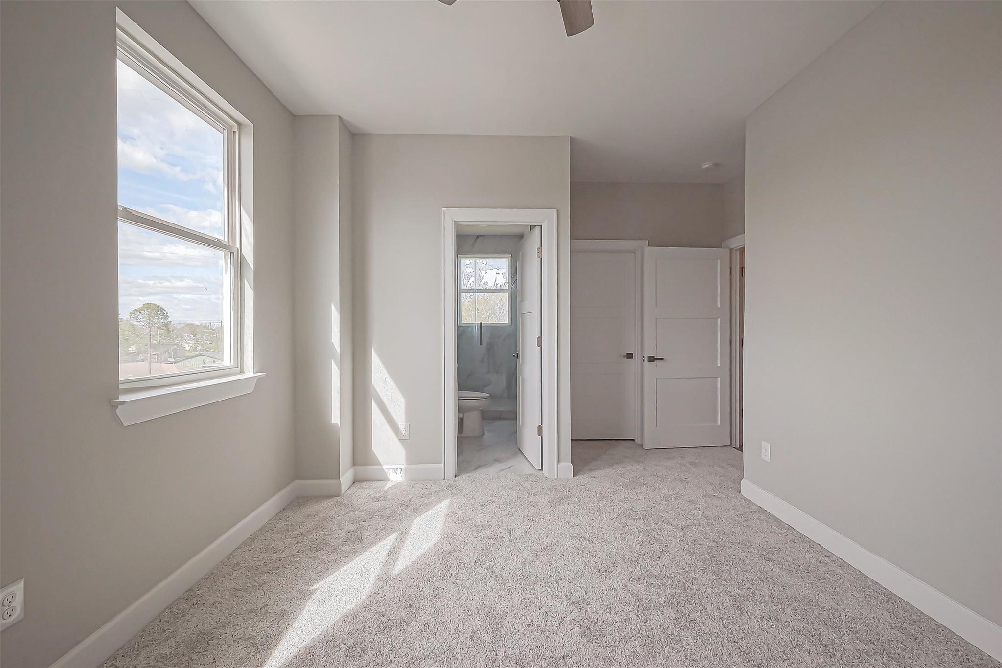 4746 Mallow Street Houston, TX 77033 - Photo 38 of 38 Unit 2: Secondary bedroom