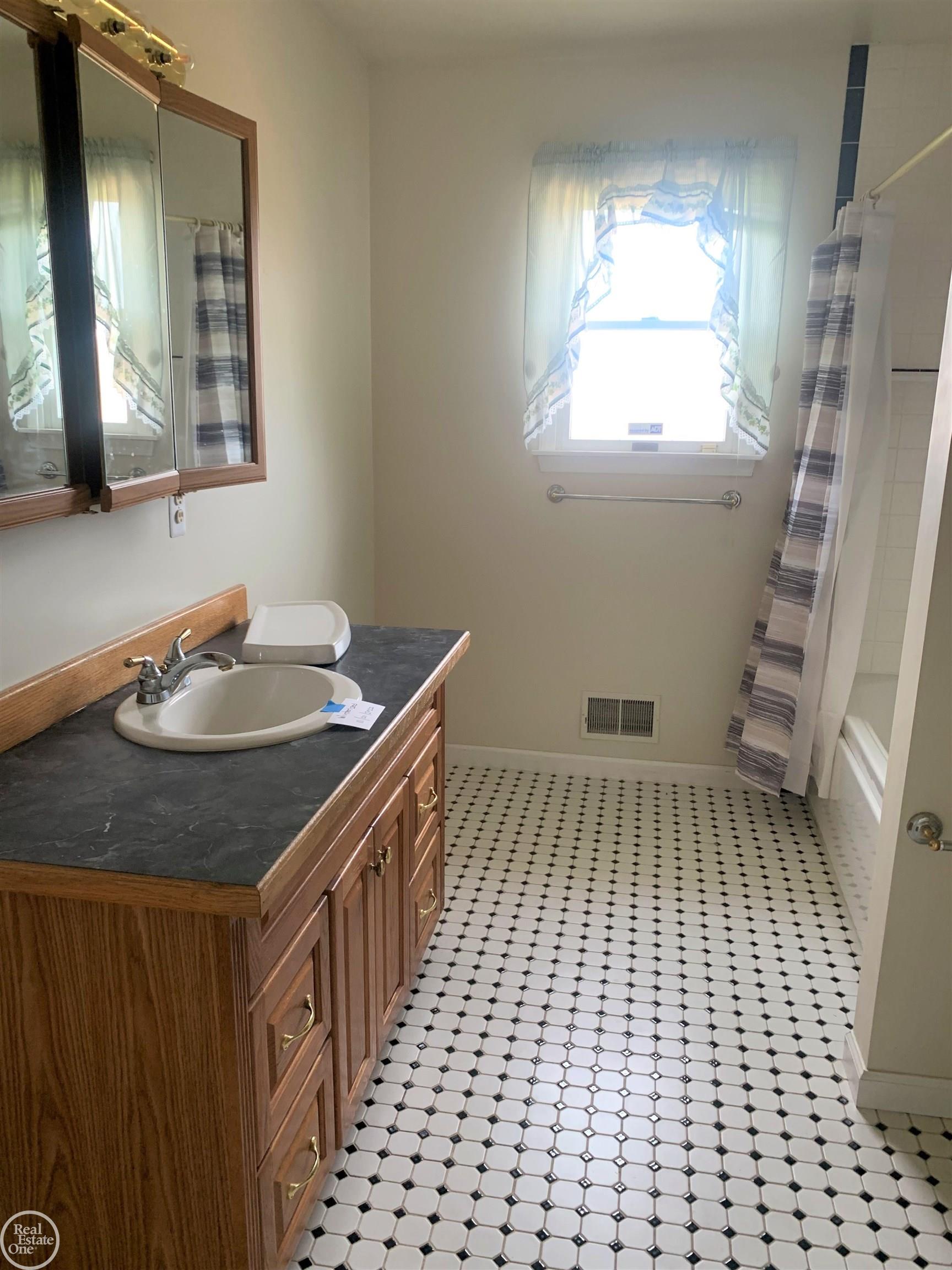 3770 Wagner Road Croswell, MI 48422 - Photo 9 of 44
