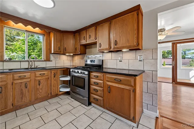 $299,900 | 43 Woodworth Road, West Monroe, NY 13036