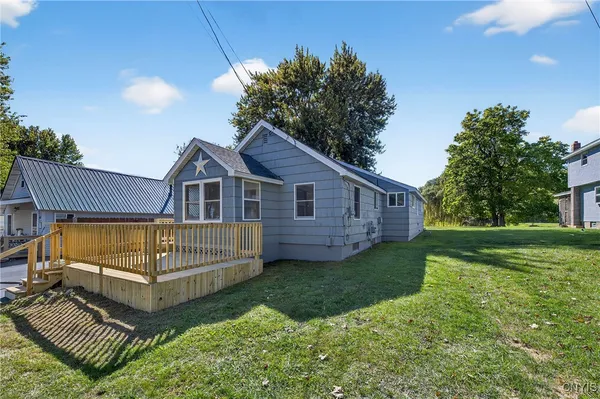 $294,900 | 43 Woodworth Road, West Monroe, NY 13036