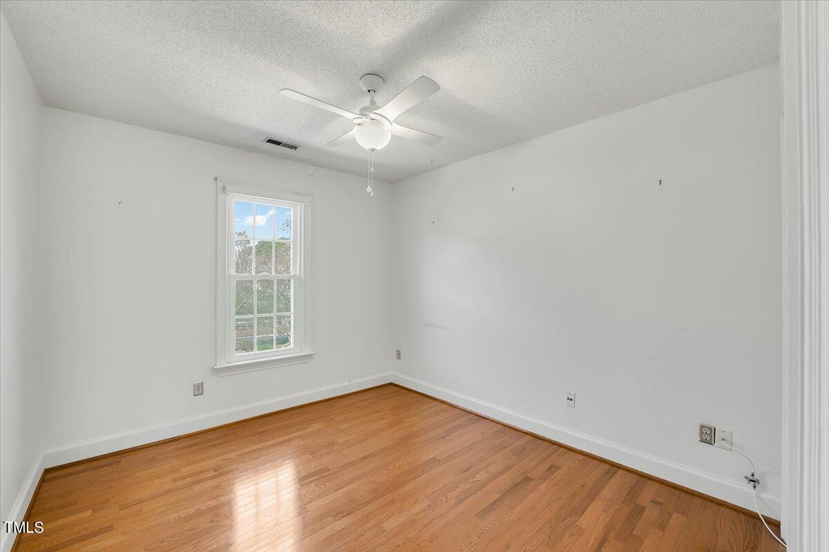 8446 Wycombe Lane Raleigh, NC 27615 - Photo 23 of 26 23-P1156805