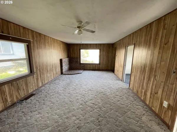 $153,000 | 280 West Center Street, Heppner, OR 97836