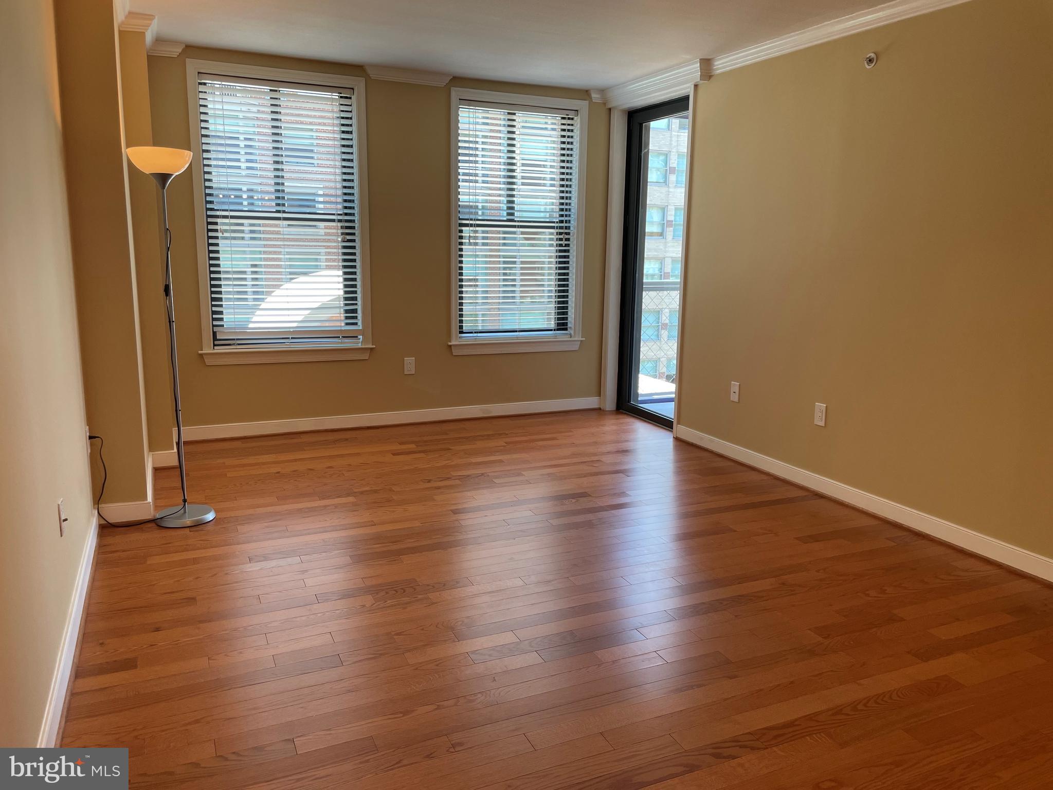 616 E Street Northwest, Unit 711 Washington, DC 20004 - Photo 16 of 44 Living/Dining area