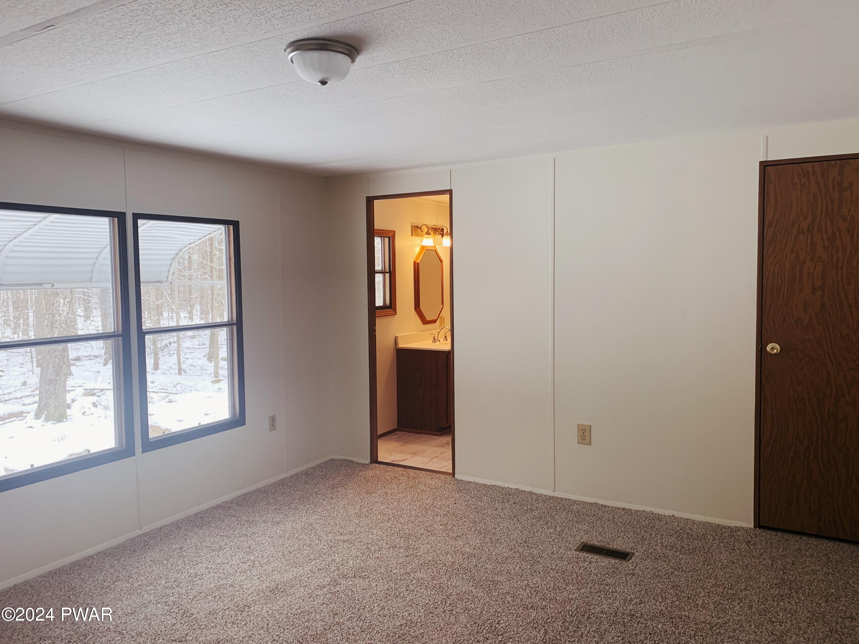 141 Rustic Road Greentown, PA 18426 - Photo 17 of 29 Primary Suite