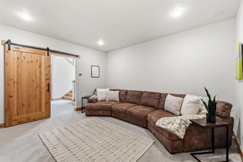 $3,195,000 | 83 McKay Place, Silverthorne, CO 80498