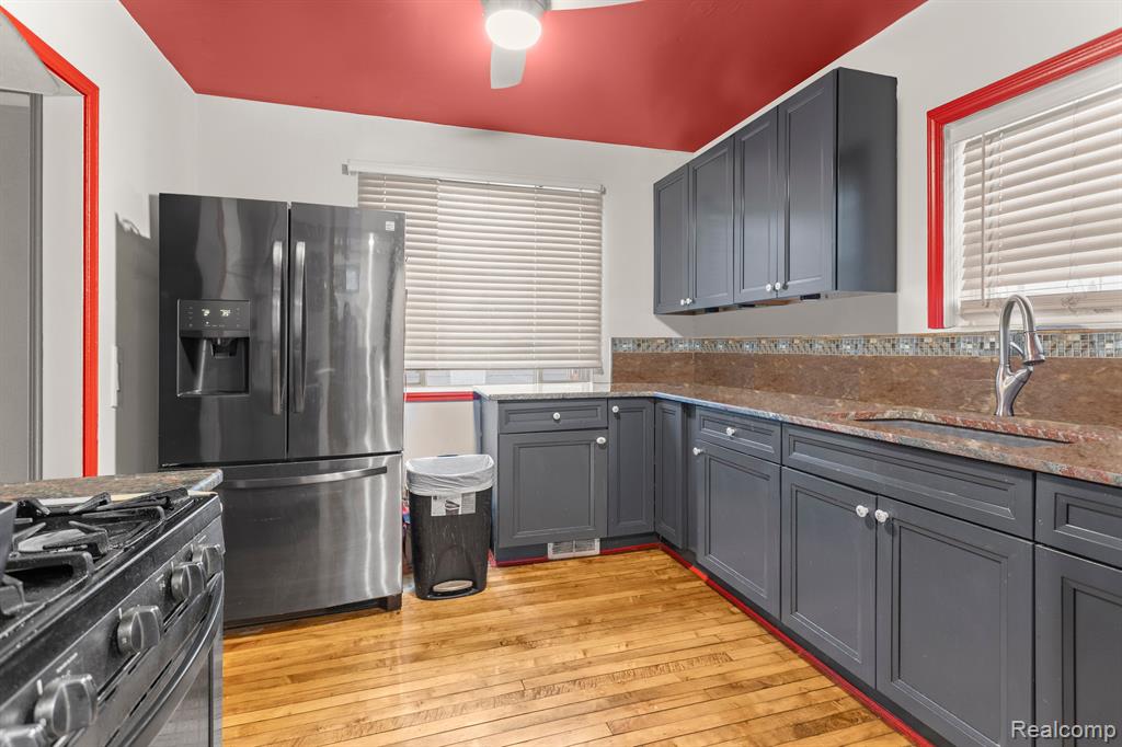 84 Hill Street River Rouge, MI 48218 - Photo 10 of 23 Gallery Image 10