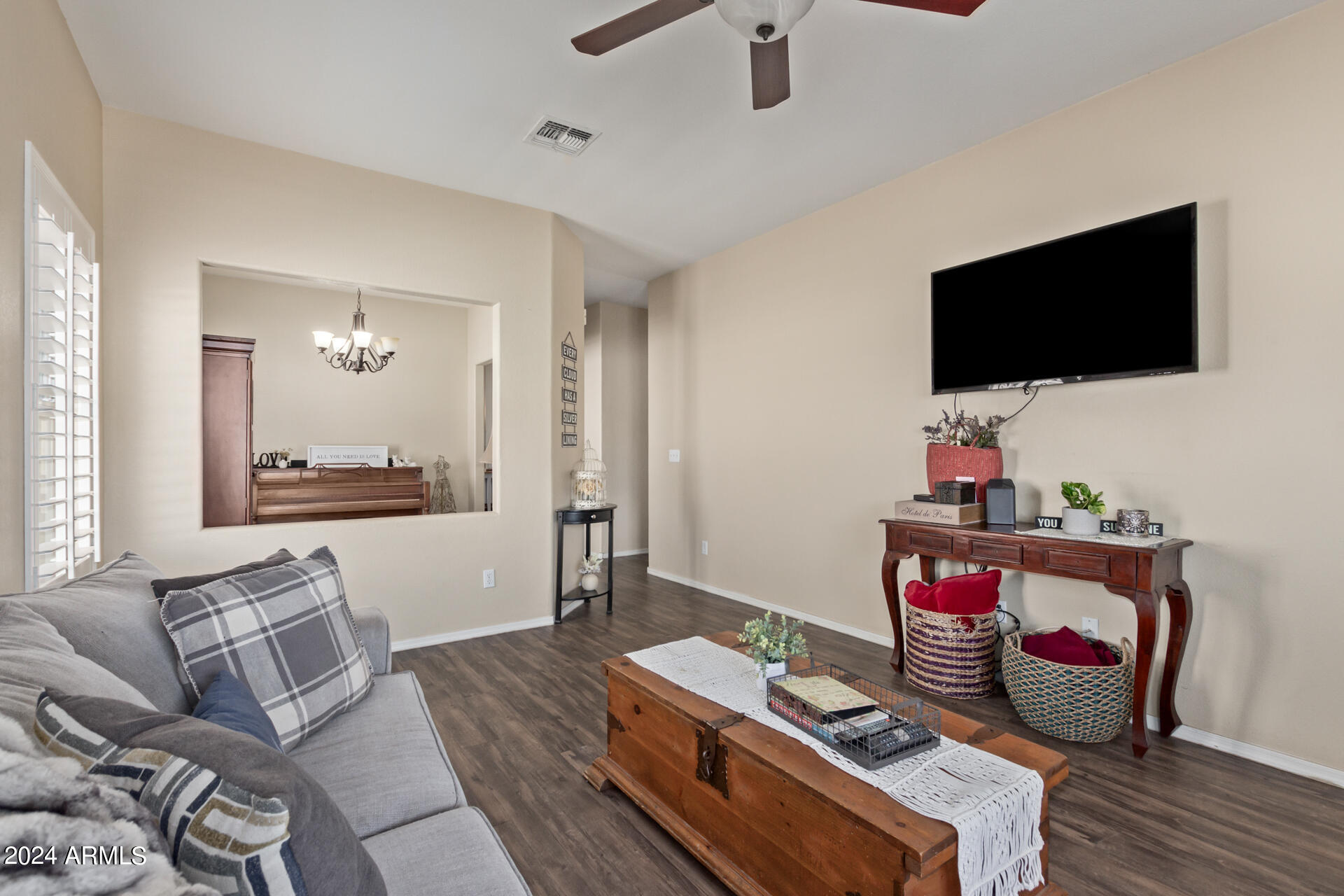 13115 West Redfield Road Surprise, AZ 85379 - Photo 9 of 30 09 - Redfield