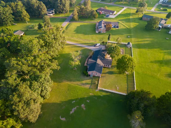 $534,900 | 204 Greenbriar Avenue, Shelbyville, TN 37160