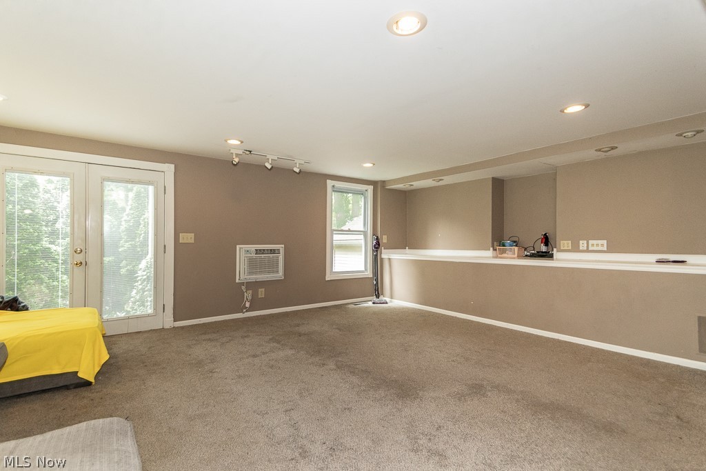 12032 Claridon Troy Road Chardon, OH 44024 - Photo 9 of 43 Gallery Image 9