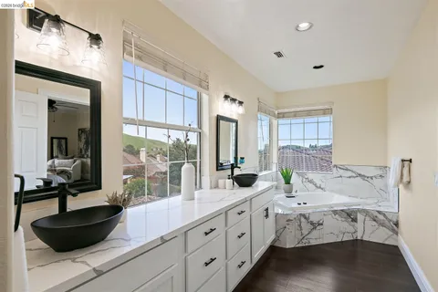 $1,175,000 | 3266 Congressional Circle, Fairfield, CA 94534