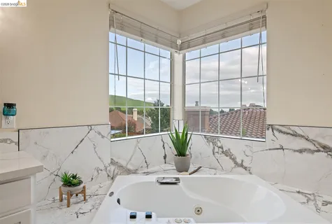 $1,175,000 | 3266 Congressional Circle, Fairfield, CA 94534