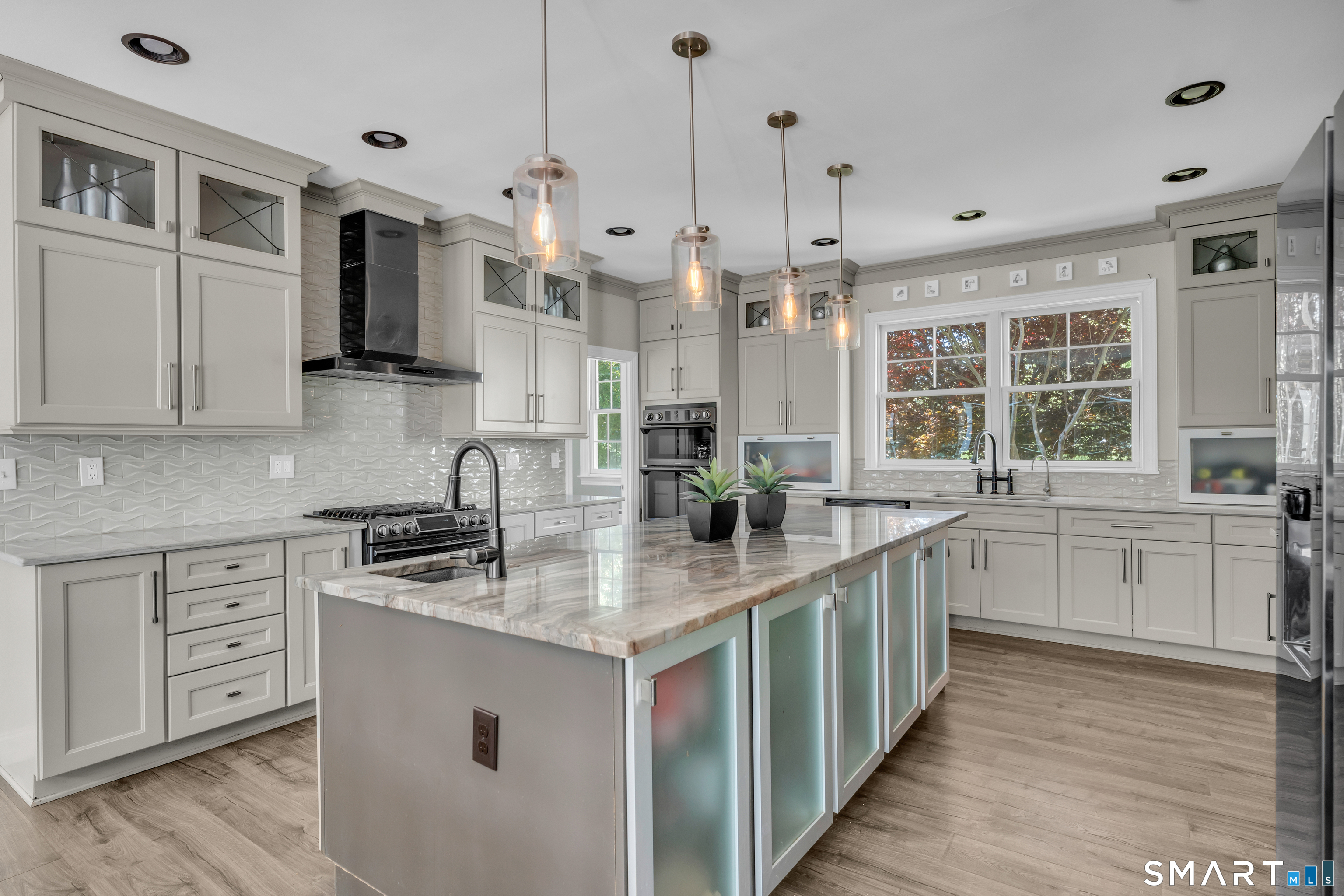625 State Street Guilford, CT 06437 - Photo 4 of 40