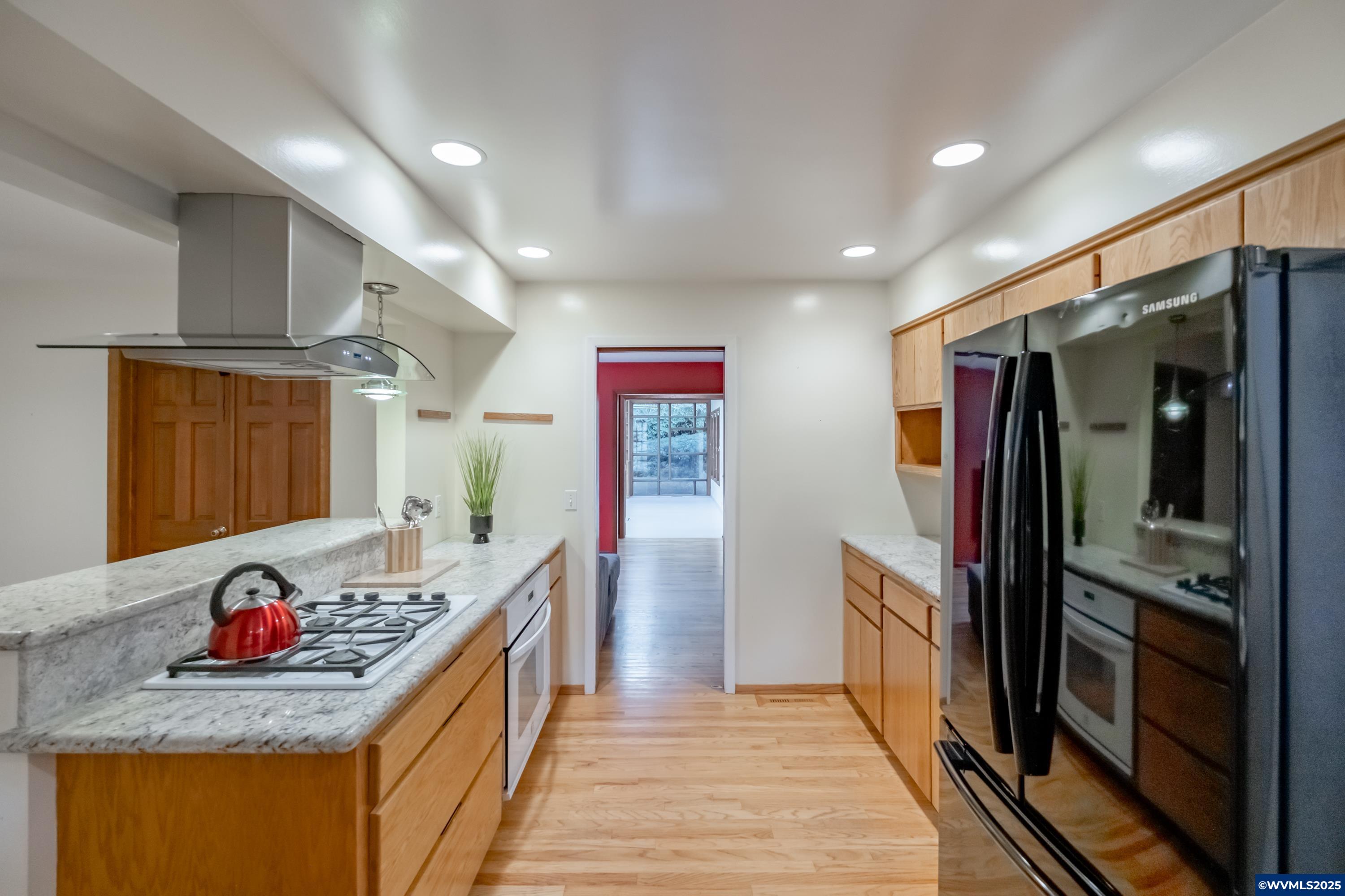 3105 Southwest Liberty Street Albany, OR 97321 - Photo 14 of 50 Gallery Image 14