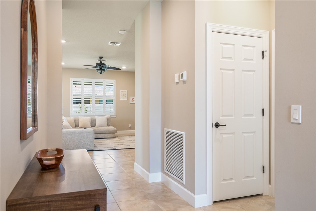 4640 Ibis Road Vero Beach, FL 32967 - Photo 7 of 36 Gallery Image 7