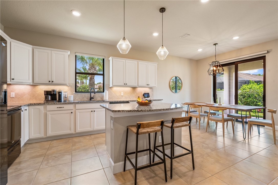 4640 Ibis Road Vero Beach, FL 32967 - Photo 9 of 36 Gallery Image 9