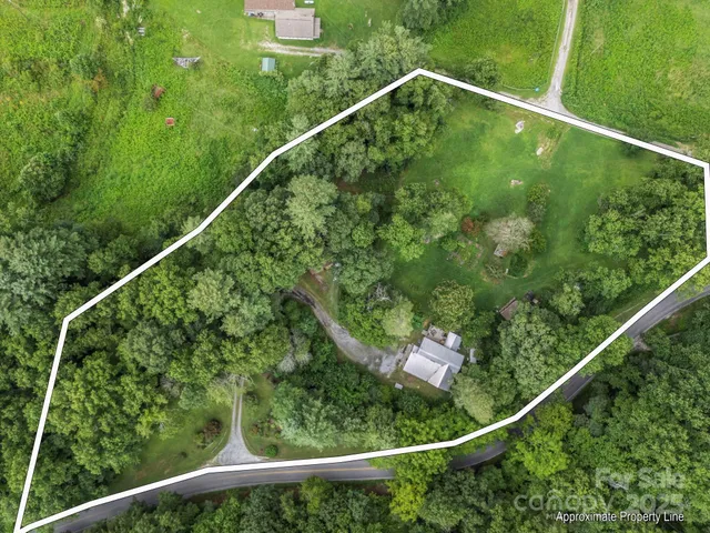 $452,500 | 440 Terrys Gap Road, Fletcher, NC 28732