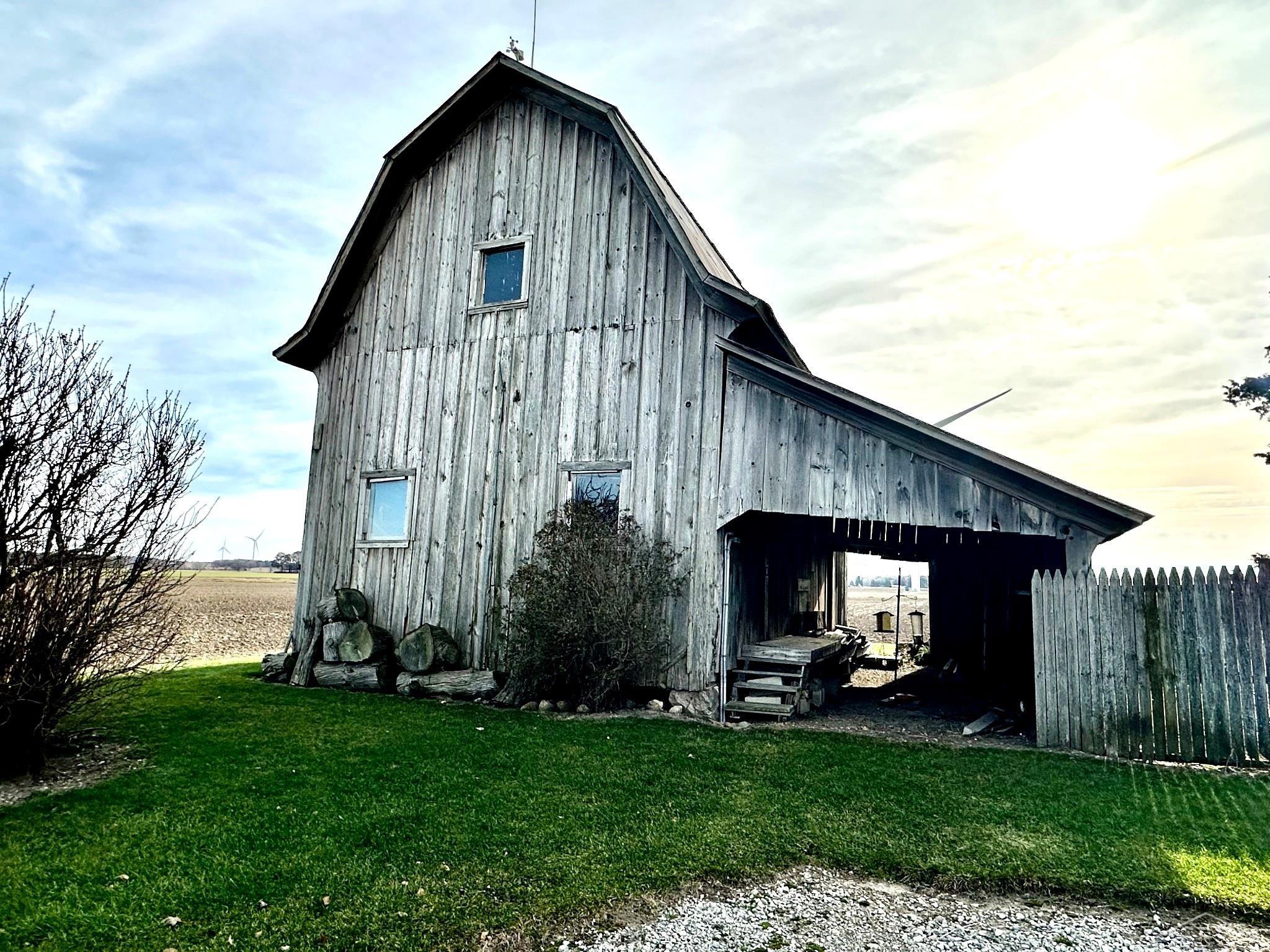 5821 Dixon Road Vassar, MI 48768 - Photo 15 of 48