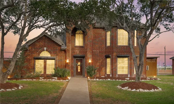 $499,950 | 7014 Adbury Drive, Corpus Christi, TX 78413