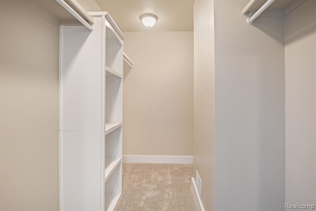 560 Wright Road Howell, MI 48843 - Photo 18 of 31