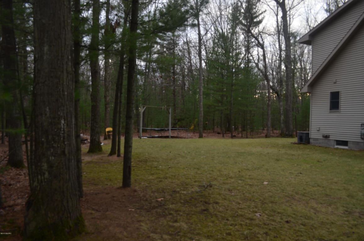 1479 Yoder Road Manistee, MI 49660 - Photo 51 of 54 1809132-50.JPG