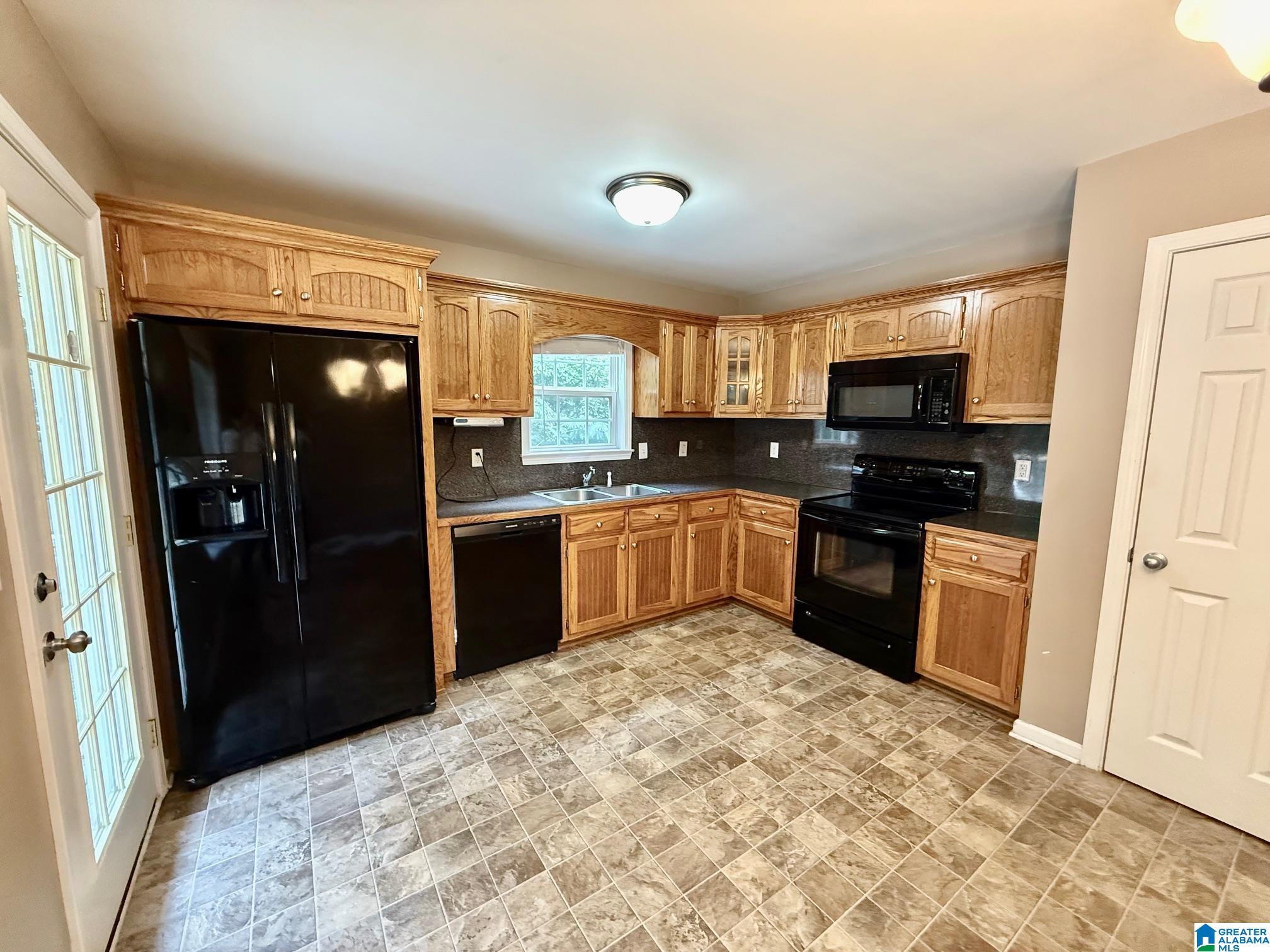10 Patrick Street Odenville, AL 35120 - Photo 6 of 20