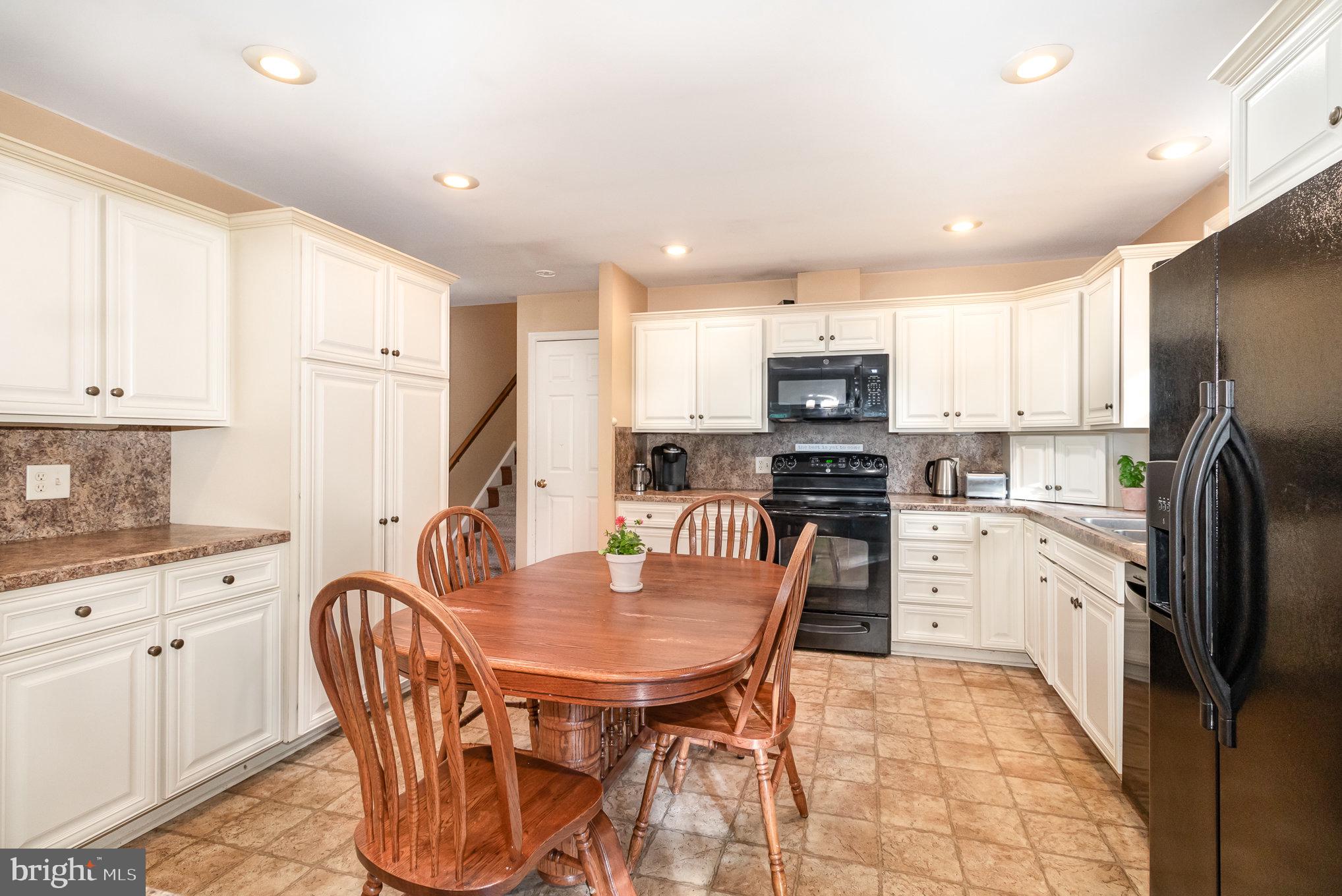 49 West Lexington Road Lititz, PA 17543 - Photo 12 of 46