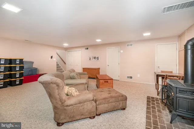 $555,000 | 49 West Lexington Road, Lititz, PA 17543