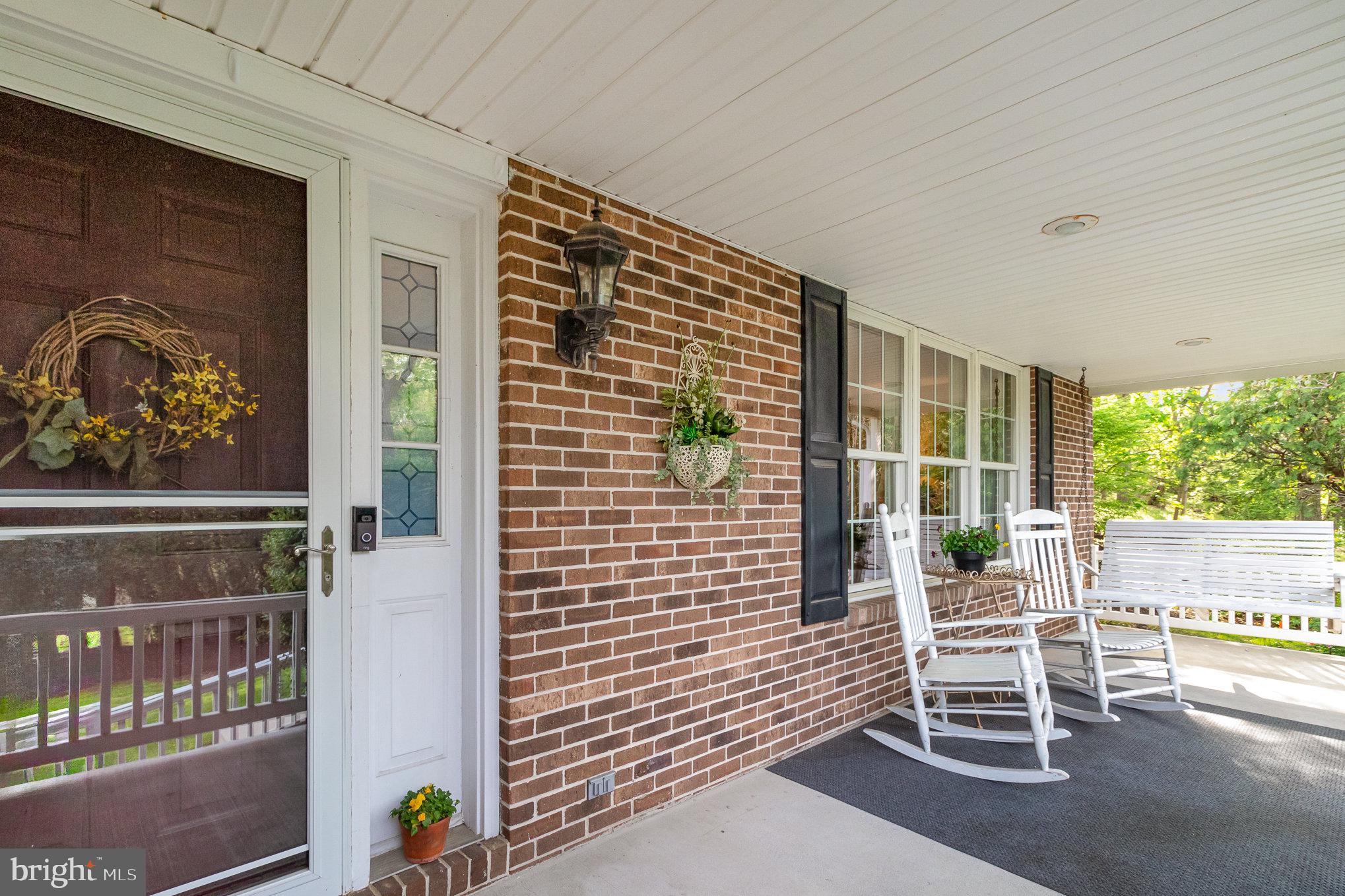 49 West Lexington Road Lititz, PA 17543 - Photo 5 of 46
