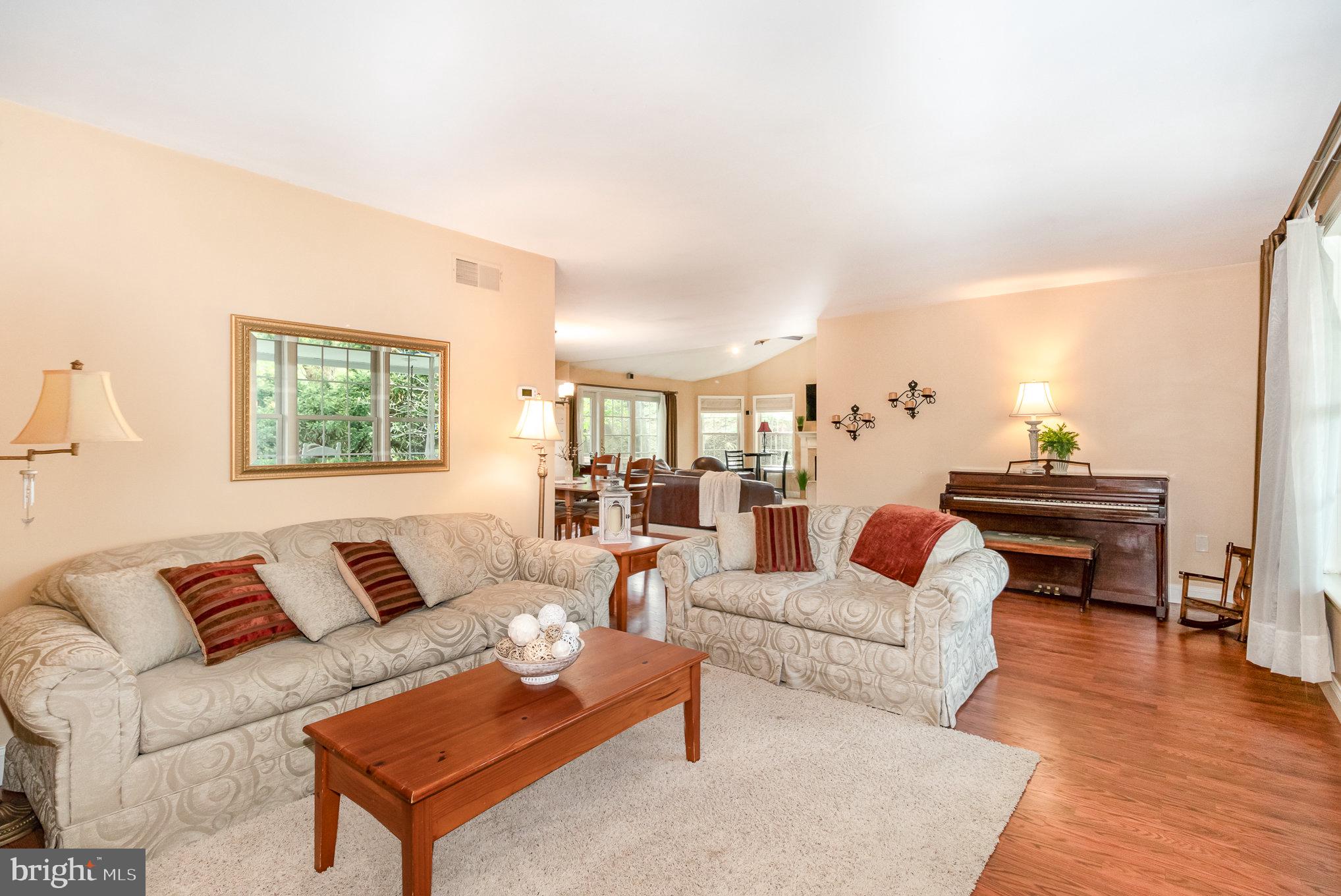 49 West Lexington Road Lititz, PA 17543 - Photo 6 of 46