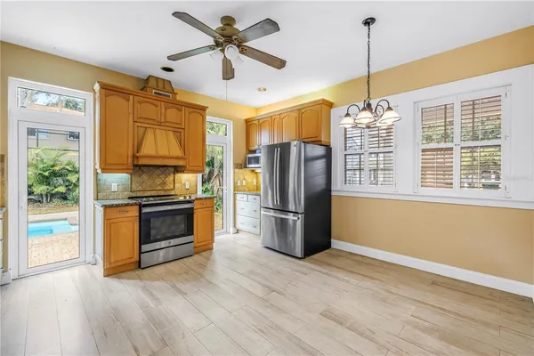 $1,295,000 | 546 26th Avenue North, St. Petersburg, FL 33704