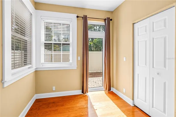 $1,295,000 | 546 26th Avenue North, St. Petersburg, FL 33704