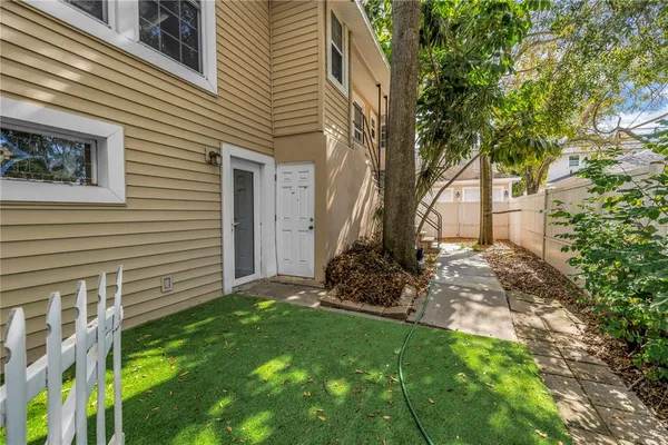 $1,295,000 | 546 26th Avenue North, St. Petersburg, FL 33704