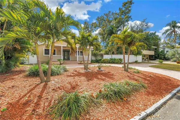 $1,295,000 | 546 26th Avenue North, St. Petersburg, FL 33704