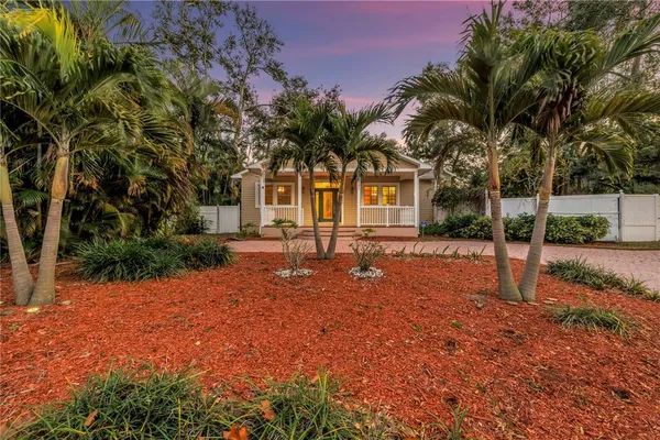 $1,295,000 | 546 26th Avenue North, St. Petersburg, FL 33704