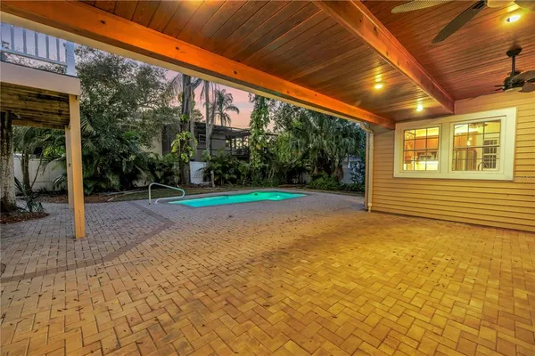$1,295,000 | 546 26th Avenue North, St. Petersburg, FL 33704