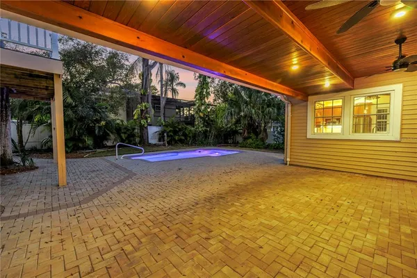 $1,295,000 | 546 26th Avenue North, St. Petersburg, FL 33704