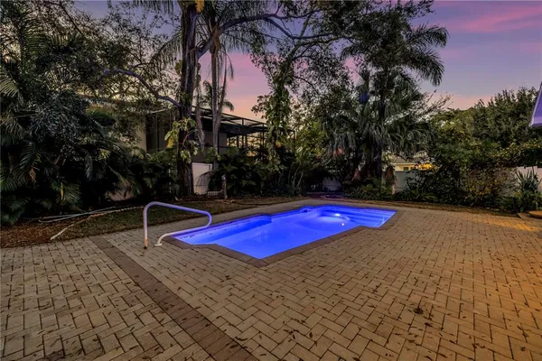 $1,295,000 | 546 26th Avenue North, St. Petersburg, FL 33704