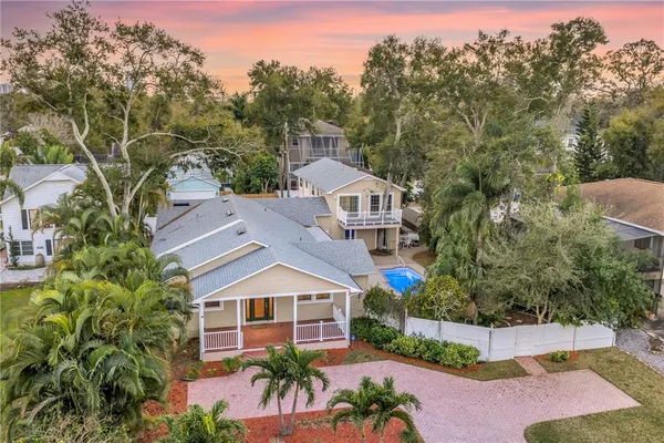 $1,295,000 | 546 26th Avenue North, St. Petersburg, FL 33704