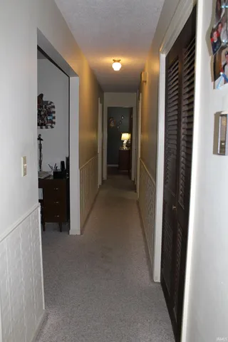 $200,000 | 1096 East 26th Highway, Portland, IN 47371